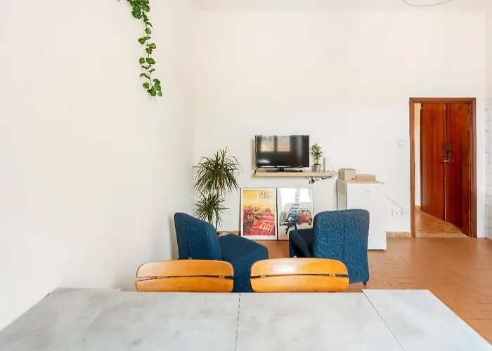 Πανσιόν Airbnb Porretta